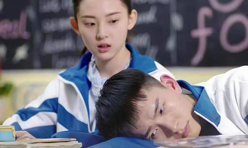 教室的那一间第二季分集剧情介绍(1-12集)大结局_电视剧