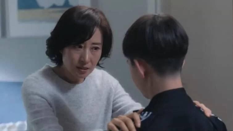 白色月光分集剧情介绍(1-12集)大结局_电视剧