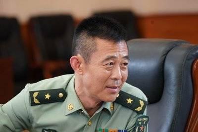 蓝军出击分集剧情介绍(1-43集)大结局_电视剧