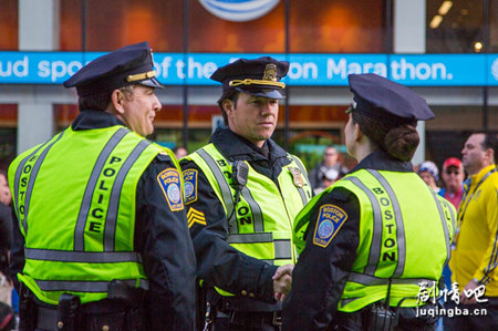 ��Ӱ��Ϯ��ʿ�پ������