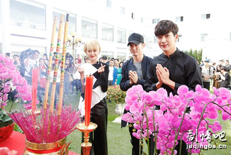 ��Ϯ֮��;�貾������(��50��)