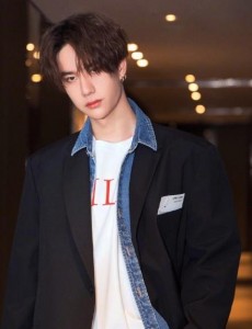 ��������־�������