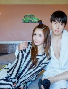 ����������