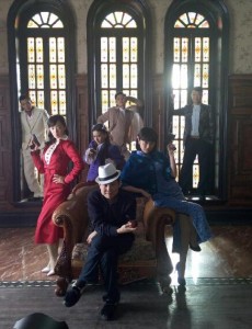 �����ھ������