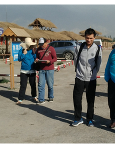 �������;������