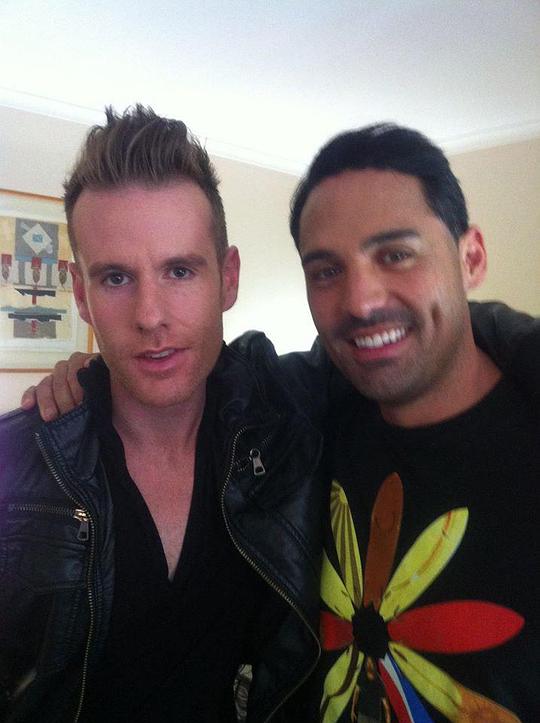 ���е�ƽ�ߵ������������