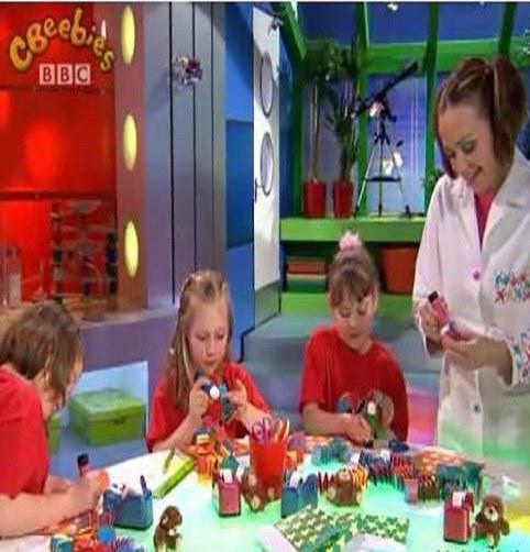 ���Ⱥ���Ԫ����ʵ���ҵ�һ���������