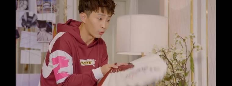 Ů���Ӳ����Ƿּ��������(1-20��)����_���Ӿ�