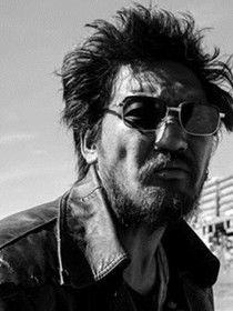 ײ����һֻ����Ա��_ȫ����Ա�������_��Ӱ